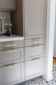 Ikea light gray kitchen cabinets. Light Gray Shaker Cabinets W Brass Hardware For Lowers Cabinetry Www Staceking Com Kitchencabinetsatikea Bauernhaus Stil Kuche Ikea Kuche Schrank Kuche
