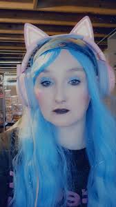 Goid Monday morning, my friends 🧡 Have a Marvelous. Monday. I will be live  at 7 pm EST, 6 pm Central, 5 pm MTN, and 4 pm Pacfic. Set your alarm ⏰️ ⏰️  ⏰️