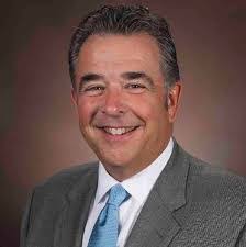 Dan Verrill's Instagram, Twitter & Facebook