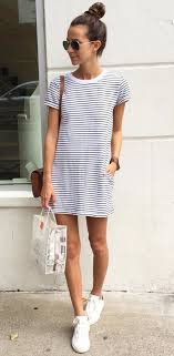 23 Perfect Travel Outfits From Real Girls On The Go Fashion Perfect Travel Outfit Striped T Shirt Dress