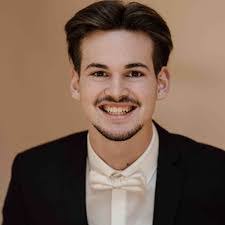 Daniel Koop's Instagram, Twitter & Facebook