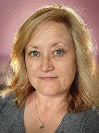 Patty Knapp's Instagram, Twitter & Facebook