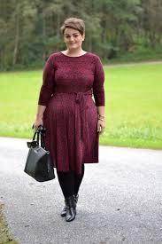 If You Re On The Lookout For Short Haircut Pixie For Plus Size Which Has Been Worn By Mia Farrow E Plus Size Fashion Short Hair Plus Size Plus Size Hairstyles