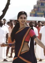 A Half Saree Worn In Tamil Nadu Worn By Actress Deepika Padukone In The Movie Chennai Exp Deepika Padukone Style Deepika Padukone Saree Indian Fashion Trends