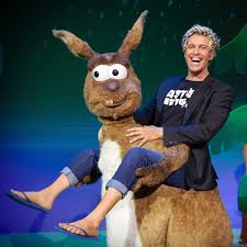 An zwei abenden sorgte sascha grammel mit seiner aktuellen show „ich find´s lustig in der. Sascha Grammel Fast Fertig Blu Ray Amazon De Grammel Sascha Grammel Sascha Dvd Blu Ray