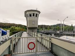 Kleingruppenpauschale für gruppen bis zu 15 personen auf anfrage! Erneuerbare Energie Laufkraftwerk Ybbs Persenbeug Lesefreude