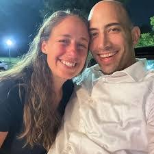 Amber Levan's Instagram, Twitter & Facebook