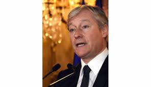 Lorraine Politique. Le maire de Nancy, Laurent Hénart, réélu à la  présidence du Mouvement radical