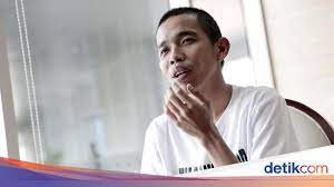 Belum lama ini, dede sunandar mendapatkan tawaran untuk mengajak ladzan berobat ke amerika serikat. Pelawak Dede Sunandar Dan Istri Positif Covid 19