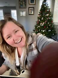 Haven’t posted an uke cover in a while! I’m really loving this song right  now so thought I’d share it with you in case it brings you joy today too 🤗