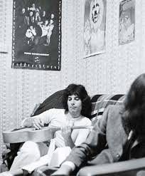 Freddie Mercury The Great Pretender A Life In Pictures Freddie Mercury His Life In Pictures Freddie Mercury Queen Freddie Mercury Mercury