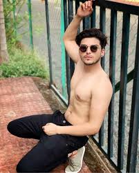 Outside of their heroic personas, most are arrogant and corrupt. Handsome Boys Home Facebook