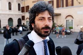 Similar to the name, richard, robert is also a common. Prima Uscita Roberto Fico Stravolge La Costituzione Italiaoggi It
