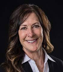 Pam Larson's Instagram, Twitter & Facebook