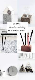 Nehmen sie die hand des säuglings und bemalen sie mit bunter bastelfarbe. Vatertagsgeschenke Selber Machen Schereleimpapier Diy Vatertagsgeschenke Selber Machen Vatertagsgeschenke Vatertagsgeschenke Ideen
