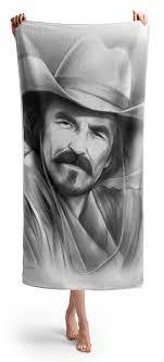 Tom Beach's Instagram, Twitter & Facebook