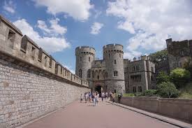 • visite o antigo círculo de stonehenge. Inglaterra O Que Fazer Em Windsor Castelo E Mais Dicas Viajonarios