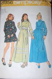 Granny Dresses This Dress Became Popular In The 1960 S It Was Usually Long And Had Long Sleeves Prairie Dress Pattern Granny Dress Size 12 Maxi Dress