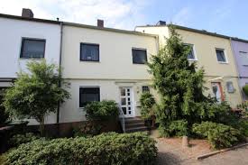 Wem es darum geht, ein haus zu kaufen in hamburg, der wird sich hier in den unterschiedlichsten stadtteilen wohlfühlen. Haus Zum Verkauf 63512 Hainburg Mapio Net