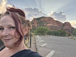 Cellulite and lines still present in progress photos