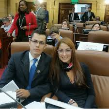 Jun 23, 2021 · en reunión de bancada, el centro democrático decidió postular a jennifer arias, congresista del meta, como su candidata a la presidencia de la cámara de representantes. Construyendounmetaparatodos Hashtag On Twitter