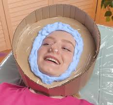 This master can create anything from ordinary cement! 🛠️🔥