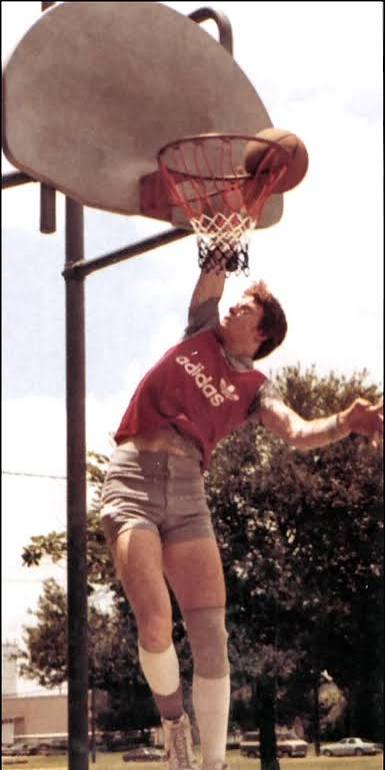 Young undertaker hooping it up in high school : r/squaredcircle