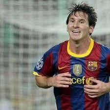 A free kick was awarded on the left, and messi's cross was headed in by gonzalo higuaín. Messi Zu Inter Thiago Motta Befeuert Traume