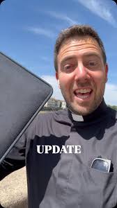 update, #catholic #priest #florence #italy
