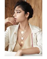 5 Indian Minimal Jewellery Brands That Need To Be On Your Radar High jewelry, fashion, sculpted classic indian jewels and even new retail concepts all have a place in this country that embraces tradition while reaching out to global influences.