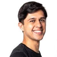 Jan Andrade's Instagram, Twitter & Facebook