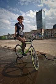 Mianzi Rei From Berlin Bikes Girls Fixed Gear Girl Bike Style