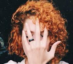 Www Short Haircut Com Wp Content Uploads 2016 08 Short Curly Red Hair Jpg Pelo Corto De Pelirrojo Peinados Rizados Naturales Pelo Rizado Rojo