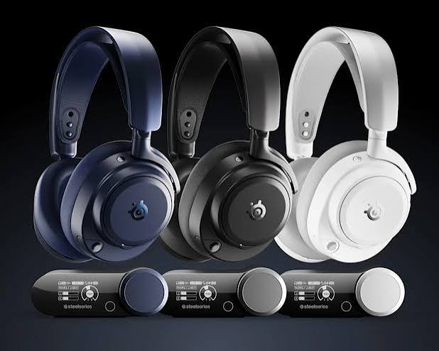 SteelSeries Arctis Nova Pro Wireless Headsets view 3