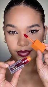 Simplesmente LUXO ! Batom Mari Maria Hera , disponível nas lojas e no site  clique e garanta o seu ♥️