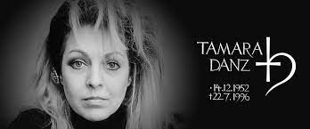Diese webseite ist ein andenken an tamara danz, die ehemalige sängerin von silly, die 1996 an brustkrebs verstarb. Tamara Danz Geliebt Verehrt Unvergessen Ihr Leben