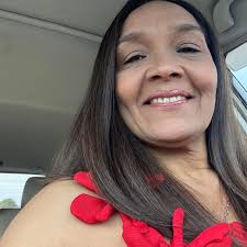 Murió la educación, nació la ignorancia, agoniza la inteligencia, y emerge  la estupidez... ¡Así estamos!