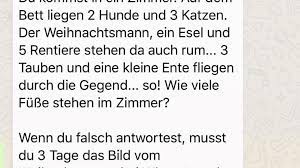 Sie betreten ein zimmer und auf dem bett liegen 2 hunde, 4 pferde, 1 giraffe und eine ente, 3 hühner fliegen über einem stuhl. Whatsapp Das Steckt Hinter Dem Du Kommst In Ein Zimmer Weihnachtsratsel Der Spiegel