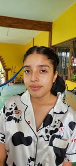 D' Miriam Zárate Salón