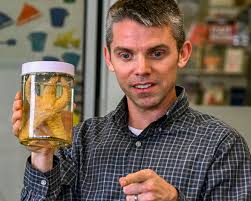 Fall Home 2022: On a mission to reduce 'mountains of plastic' in Glenville  (4 photos)