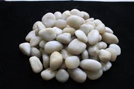 Simplyfab™ polished glossy white pebble stones for home decoration, garden decor, aquarium, fountain, waterfall, table décor, plants etc. China Home Depot White Decorative Stone For Sale China Pebble Stone River Stone