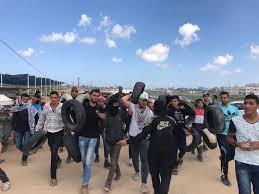 شبكة فلسطين للحوار@paldf 9m استمع لأصوات الانفجارات. ÙÙ„Ø³Ø·ÙŠÙ† ØªÙ†ØªÙØ¶ Ø§Ù„ÙŠÙˆÙ… Ø±ÙØ¶Ø§ Ù„Ù‚Ø±Ø§Ø± Ù†Ù‚Ù„ Ø§Ù„Ø³ÙØ§Ø±Ø© ÙˆØ´Ø¹Ø¨Ù†Ø§ ÙŠØ­Ø§Ø±Ø¨ ÙˆØ­ÙŠØ¯Ø§ ÙÙ„Ø³Ø·ÙŠÙ† Ø§Ù„ÙŠÙˆÙ…