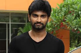 Chikkadu dorakadu in october second week. Tamil Actor In Varun Tej S Valmiki