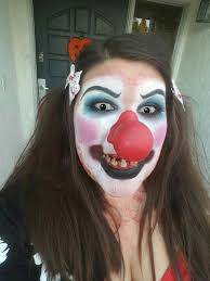 yall don't need no costume yall been clowns the whole year 😭😭