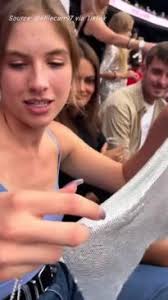 Aussie Swifties hit by 'truly terrifying wardrobe malfunction' after $40  Glassons top busts open