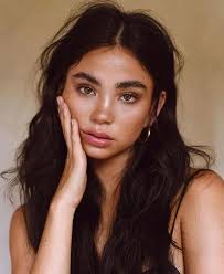 10 Makeup Trends To Try This Winter Society19 Natural Makeup Natural Makeup Looks Portrait