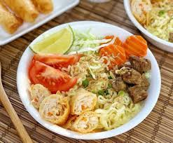 Mie kering dan instan merupakan mie yang kering dengan kadar air yang rendah sehingga lebih awet dibandingkan dengan mie mentah atau mie resep mie kuning goreng oleh fitri sundari cookpad. 5 Resep Olahan Mie Kuning Yang Enak Dan Gampang Dibuat