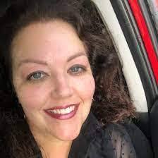 Dee Tanksley's Instagram, Twitter & Facebook