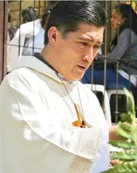 🔴 Muere el sacerdote Javier Almanza quien por 15 años evangelizó en Xela  ⬇️ Este martes murió en el Hospital Regional de Occidente (HRO) el  sacerdote mexicano, Javier Almanza, quien era párroco