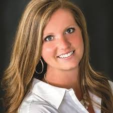 Amanda Langford's Instagram, Twitter & Facebook